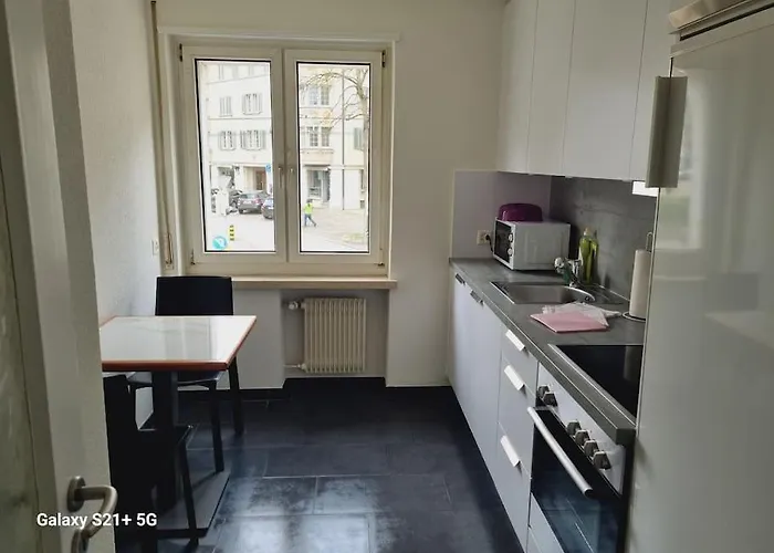 Very And Sunny 2br Flat - Marble 2 شقة زيورخ